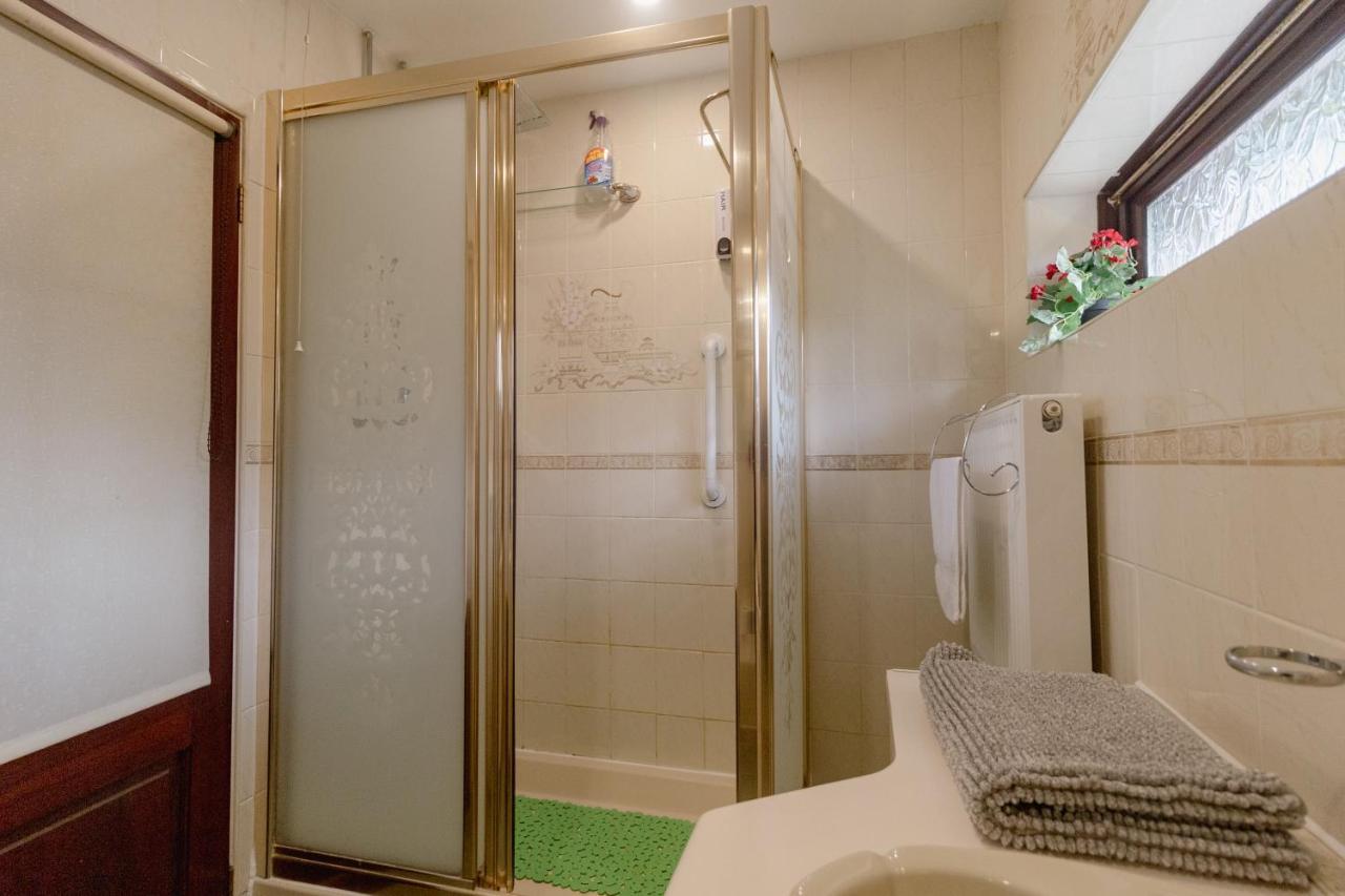 Вилла Palm Bay'S Luxury Bungalow - Self Check In & Parking Маргит Экстерьер фото